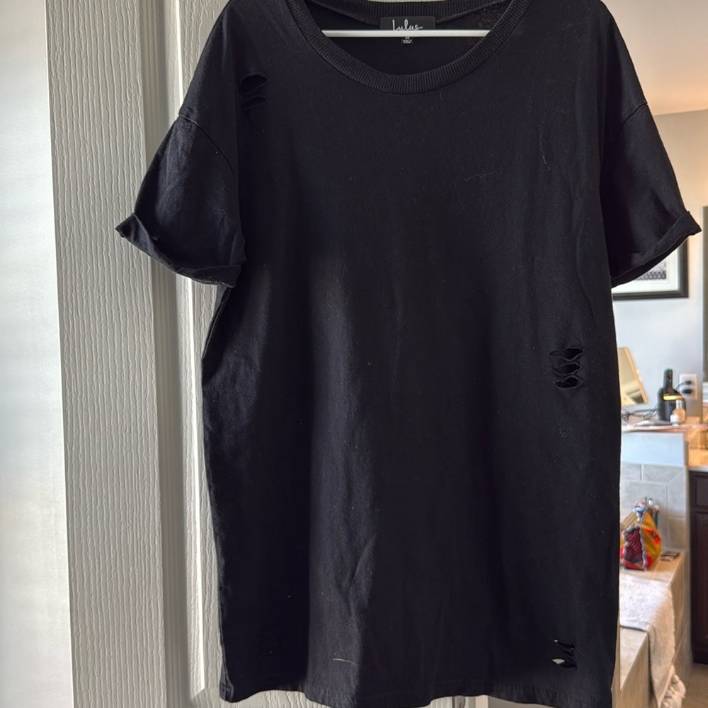 LULUS DISTRESSED BLACK TSHIRT DRESS